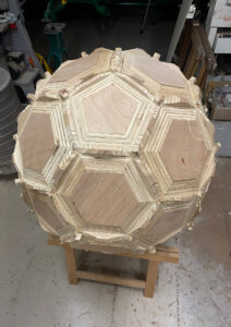 fabrication sphère en bois